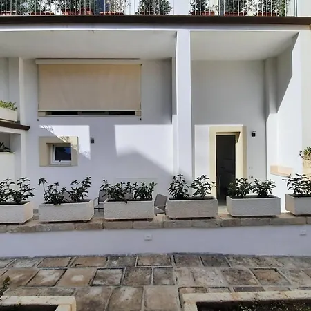 Palazzo Ricciardi Aparthotel 4*