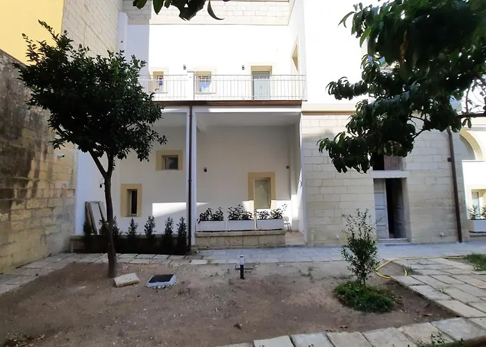 Palazzo Ricciardi 4*