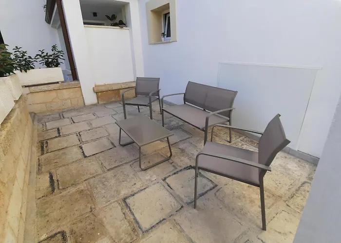 Palazzo Ricciardi לצ'ה