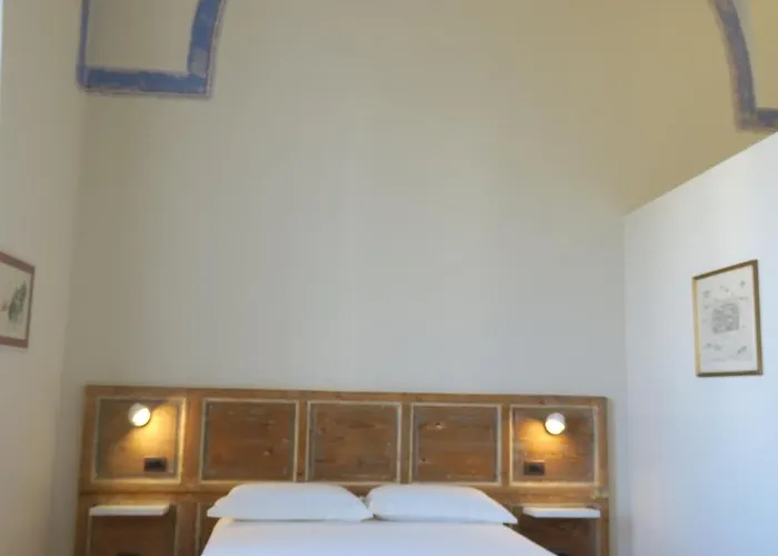 Palazzo Ricciardi 4*