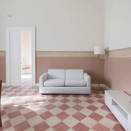 Palazzo Ricciardi ليتشي