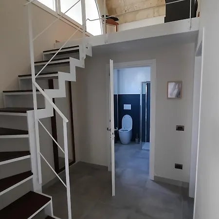 Palazzo Ricciardi ليتشي