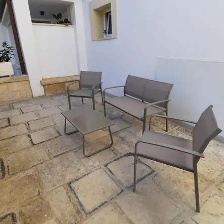 Palazzo Ricciardi ليتشي