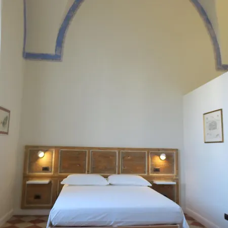 Palazzo Ricciardi 4*